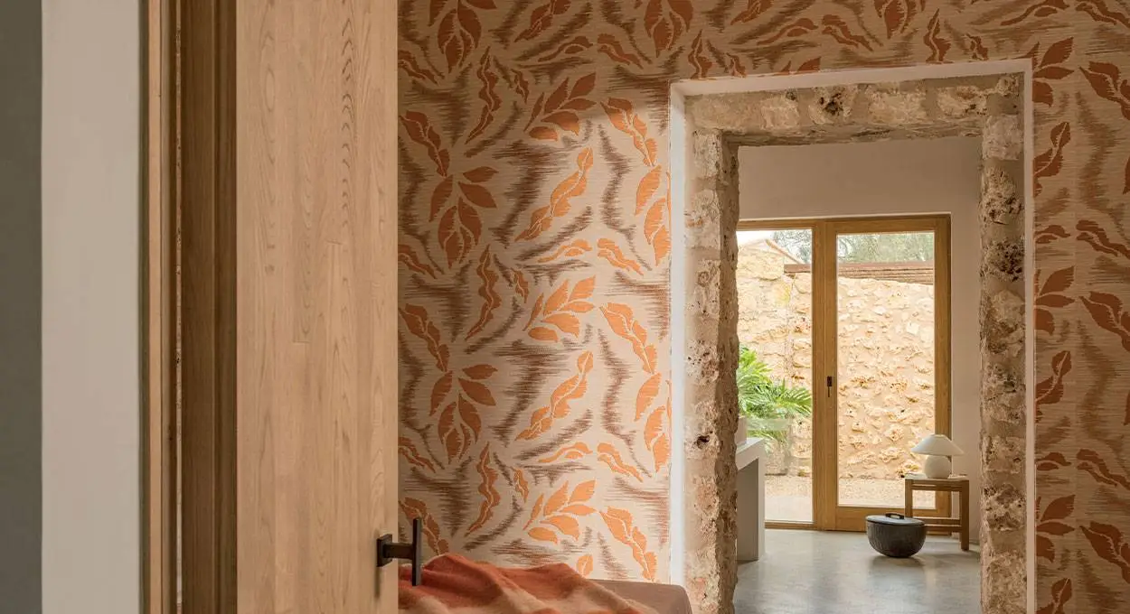 Northwest Side Wallcovering